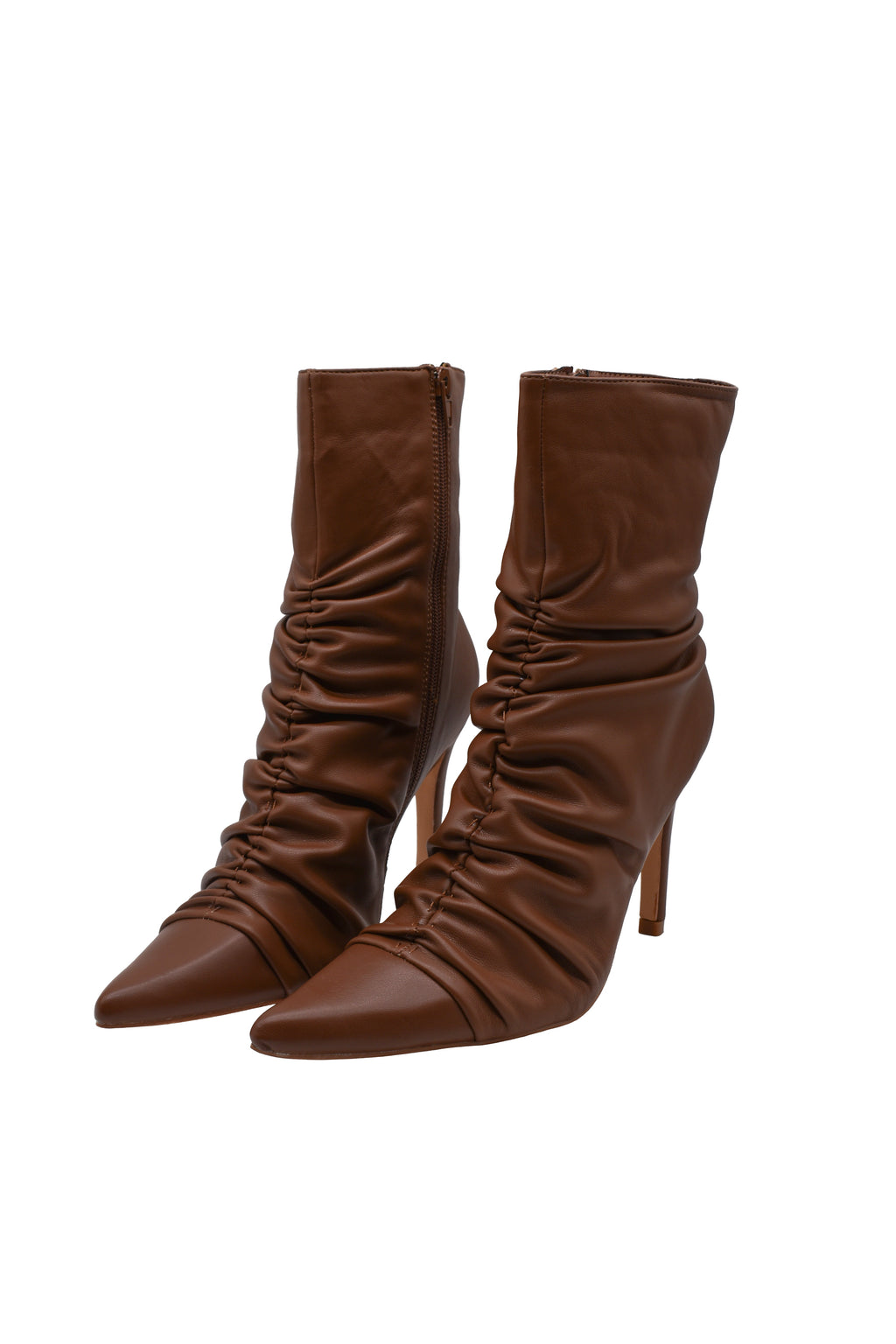 Tronchetto Arricciato in Eco Pelle – Tacco 10 cm (Relish)
Modello elegante con arricciatura frontale e punta affusolata