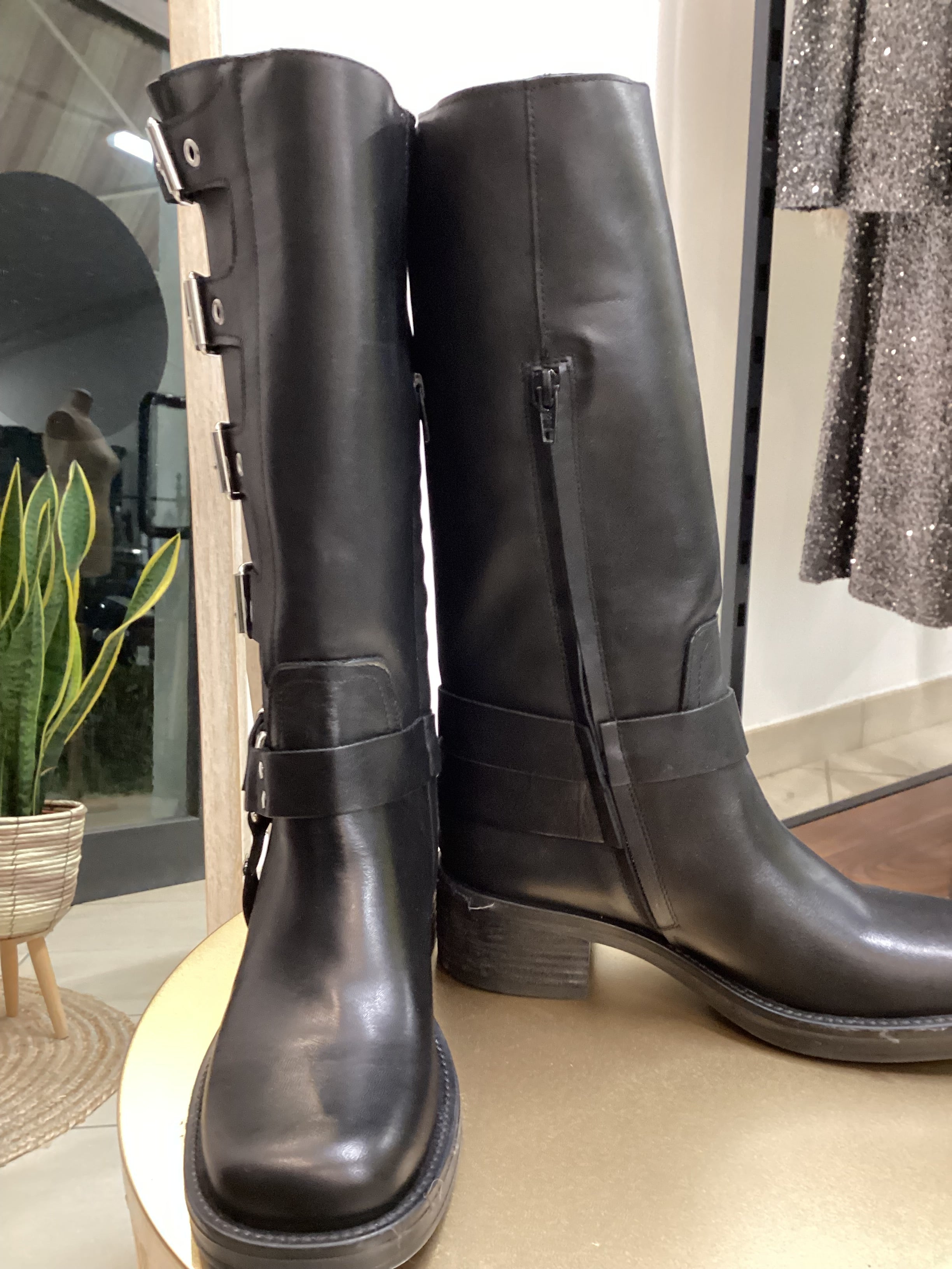 🖤 STIVALE IN VERA PELLE – NERO